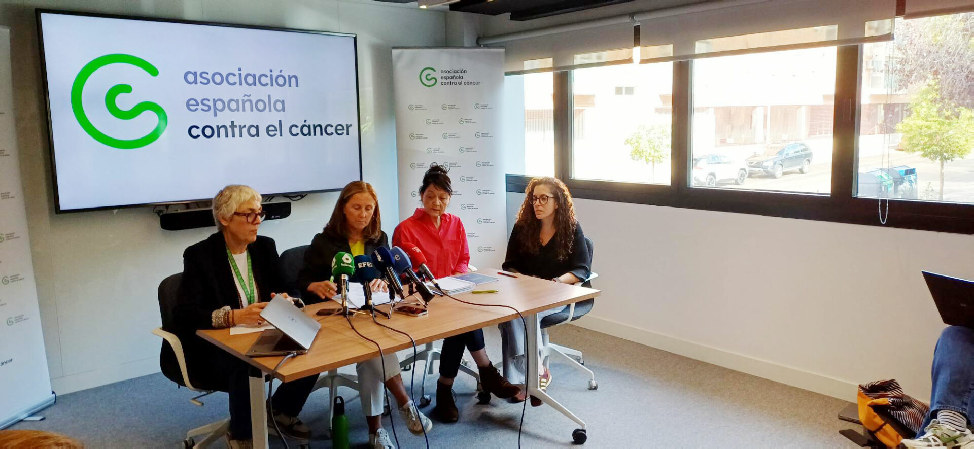 La Asociación Española Contra el Cáncer pide consenso y compromiso a todos los responsables políticos en torno a los datos del cáncer