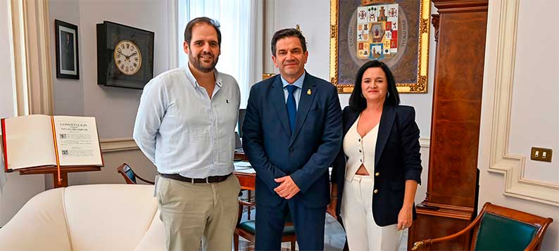 Valverde conoce las actividades programadas con motivo del 200 aniversario de la Real Archicofradía del Santísimo Sacramento de Campo de Criptana