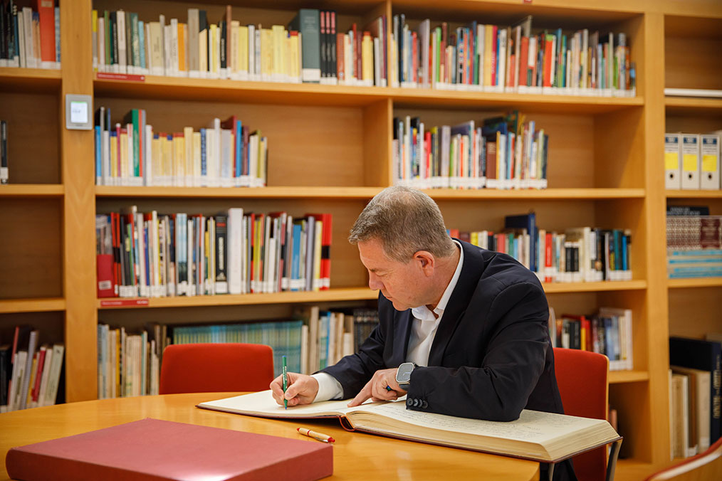 Bibliotecas: memoria viva, inteligencia compartida