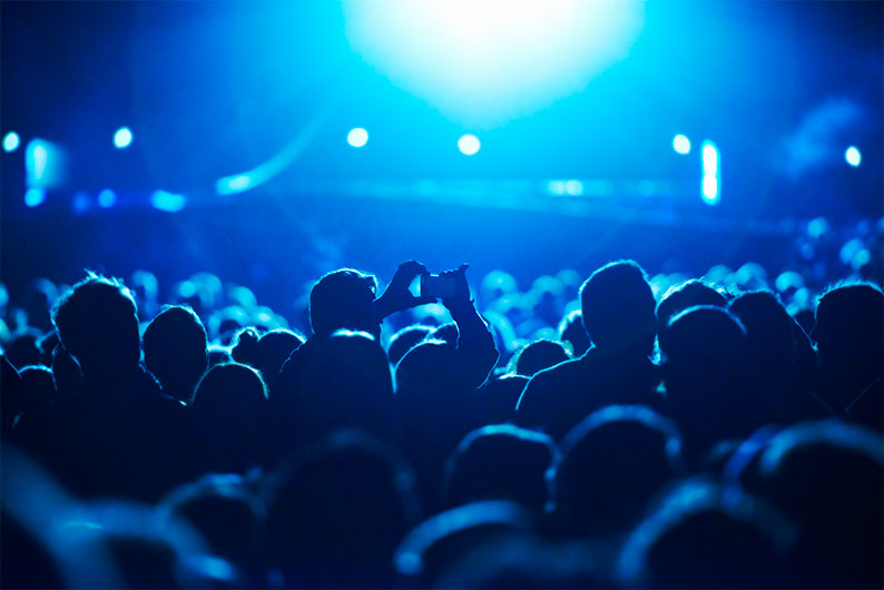 Últimos días para que los jóvenes nacidos en 2007 soliciten el Bono Cultural Joven 2025