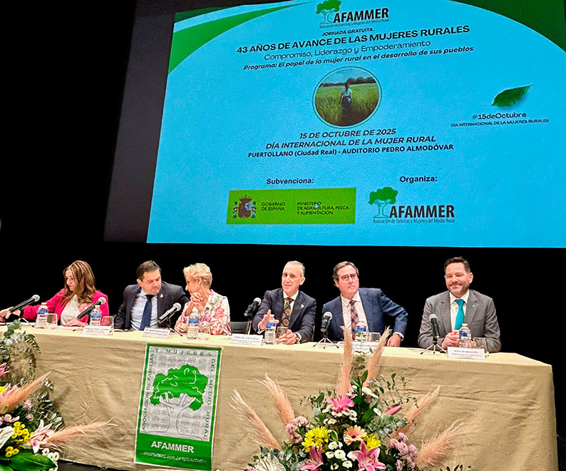 Broceño subraya en Puertollano que “sin las mujeres rurales, el campo no avanza y el país no progresa”