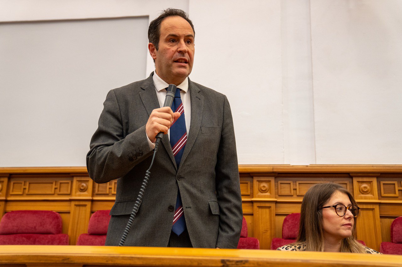 Martín-Buro denuncia que Page ha condenado a 720.000 castellanomanchegos a la pobreza por eliminar el Ingreso Mínimo de Solidaridad