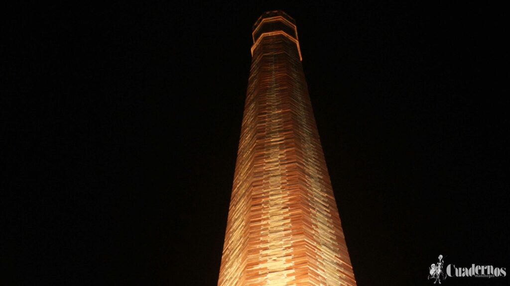 De las destilerías a los nidos de cigüeñas: La magia de las chimeneas tomelloseras 1 chimeneas tomelloso ciguenas 2