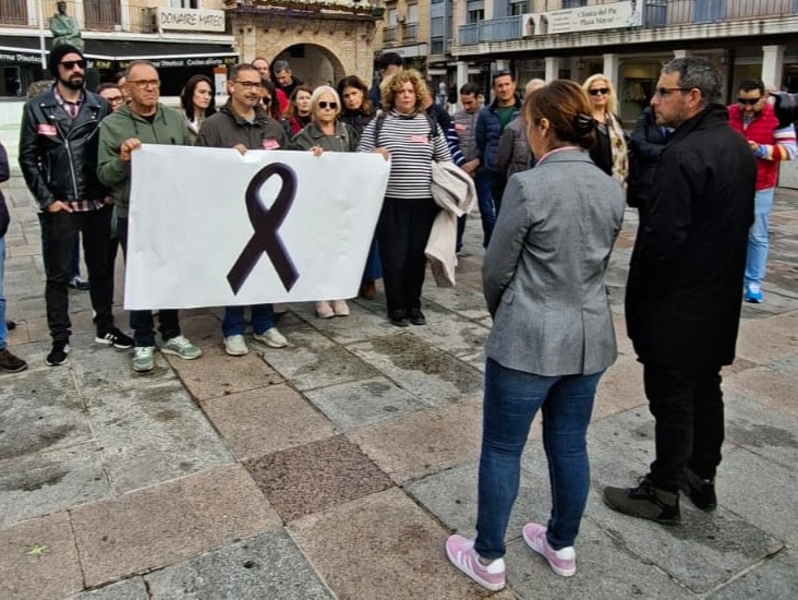 concentracion ccoo ugt fallecida socuellamos 3