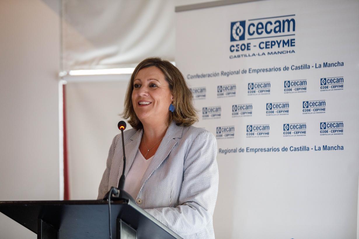 La convocatoria de ayudas a la contratación indefinida amplia su crédito hasta los 4,9 millones de euros