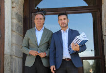 El PP-CLM entrega cerca de 300 firmas a Page de alcaldes de la región reclamando la derogación del Canon del Agua