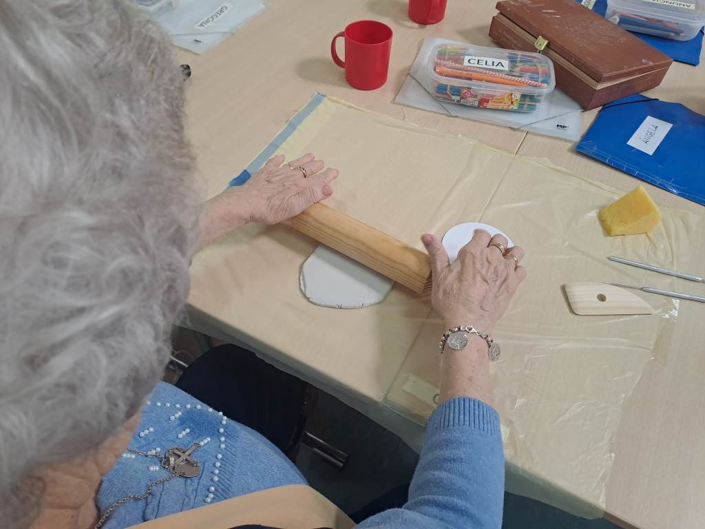 dia mayores taller de arcilla 2