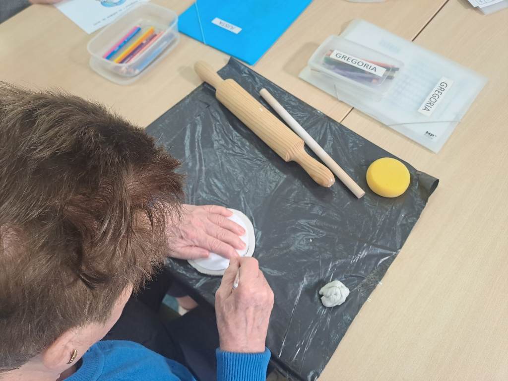 dia mayores taller de arcilla 3