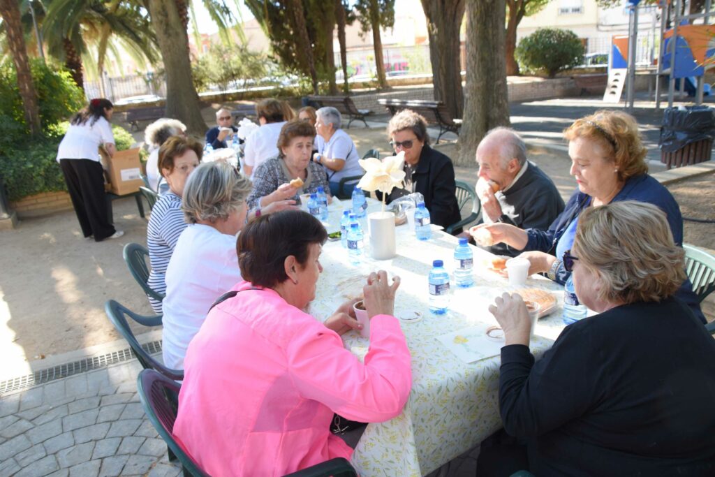 dia personas sin edad ceres 08