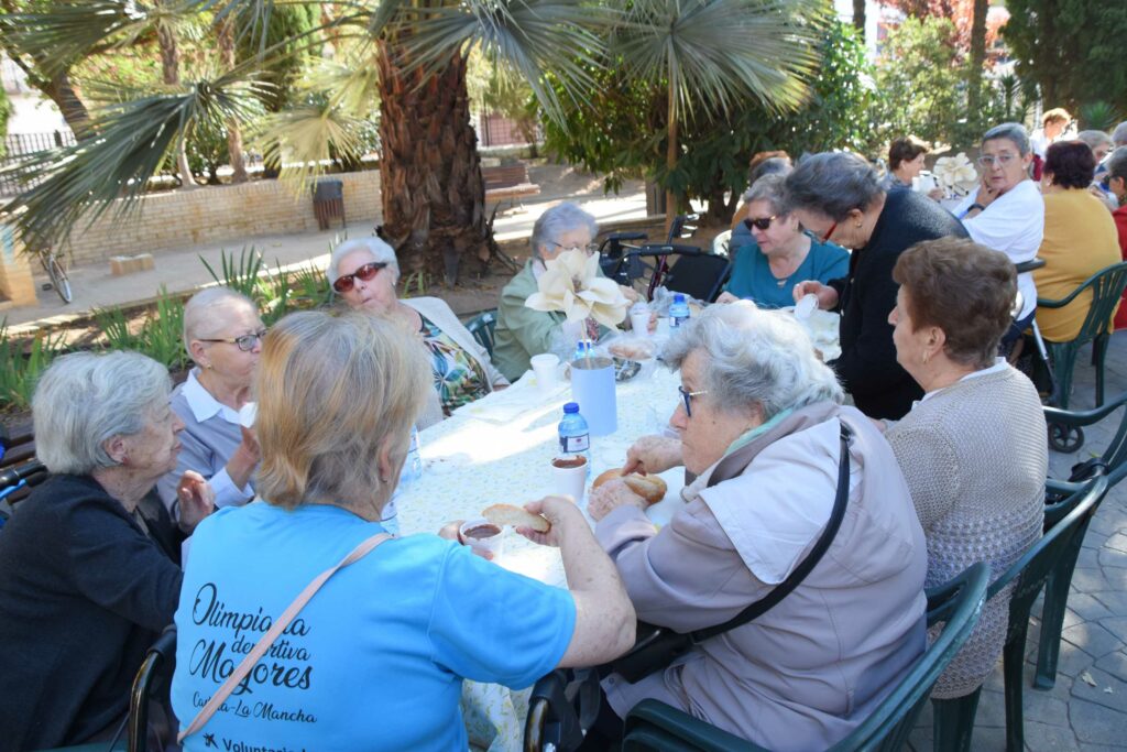 dia personas sin edad ceres 13