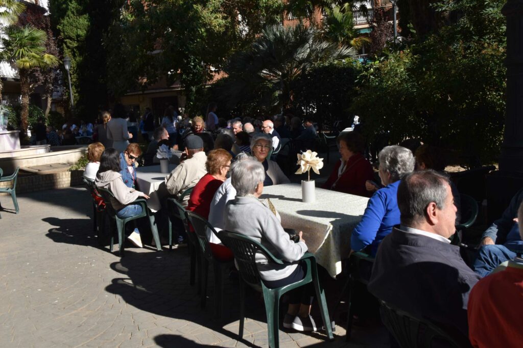 dia personas sin edad ceres 27