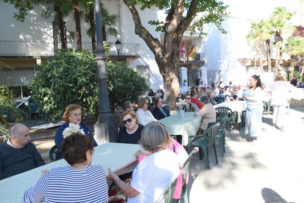 dia personas sin edad ceres 28