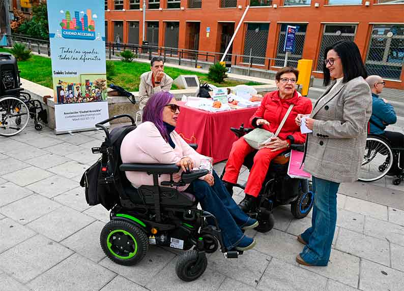 La Diputación de Ciudad Real muestra su apoyo a la Asociación “Ciudad Accesible”