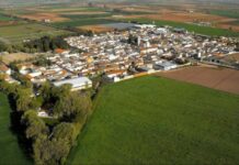 Vecinos de Llanos del Caudillo denuncian la falta de transparencia en la tramitación de una planta de biometano