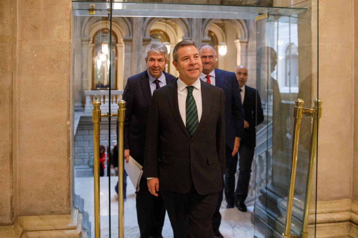 CLM considera irrenunciable que la futura PAC mantenga las ayudas a la industria agroalimentaria, el vino y las incorporaciones