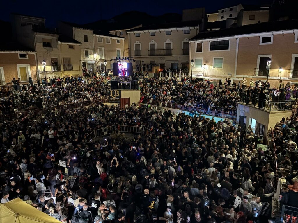 Liétor se convierte en el epicentro mágico de España con un multitudinario Encuentro Nacional de Brujas 1 lietoreventobruja