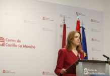 Maestre destaca la “altura y valentía de Page” para presentar medidas como el plan “más ambicioso de España en vivienda” y ayudas a jóvenes