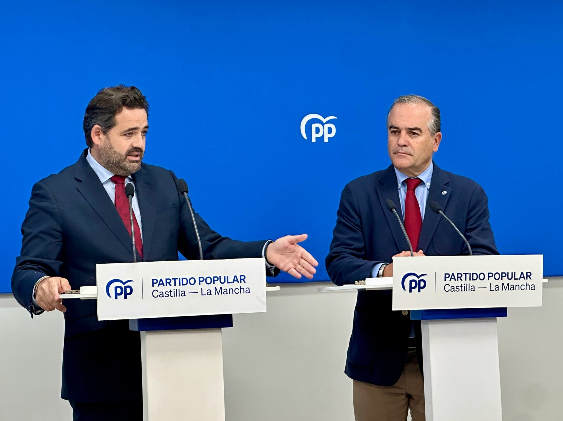 Núñez registra la petición de comparecencia de Page en las Cortes regionales ante la crisis sanitaria por los cribados de cáncer de mama