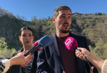 Podemos señala “la trampa de Page al ocultar el drama de los datos sociales, feministas y medioambientales de la región”