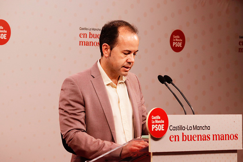 El PSOE denuncia un nuevo capítulo del PP de los bulos y la manipulación: Ahora Page es Juanma Moreno