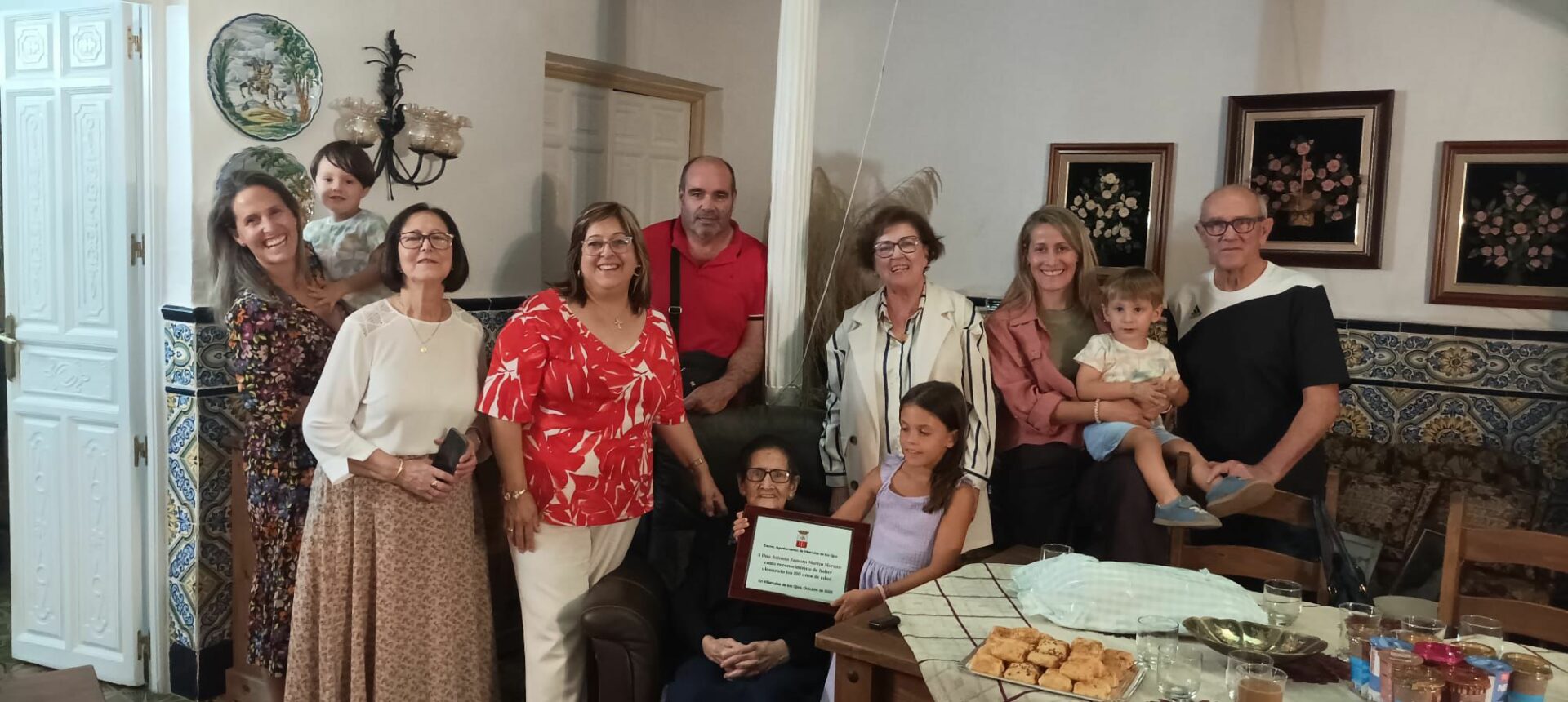 Villarrubia de los Ojos homenajea a cuatro vecinos centenarios con motivo del Día Internacional de las Personas Mayores