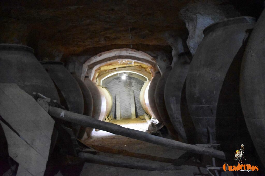 reencuentro con la vitivinicultura manchega gracias a primitivo cabezas y angel bernao 052