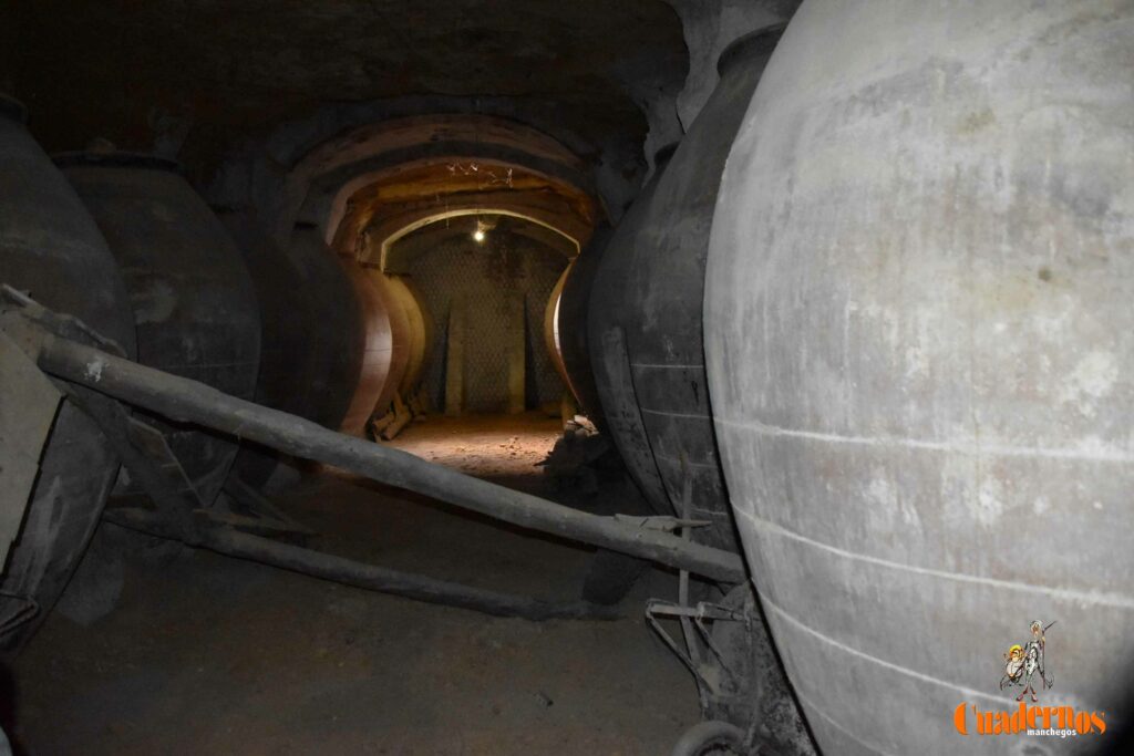 reencuentro con la vitivinicultura manchega gracias a primitivo cabezas y angel bernao 060