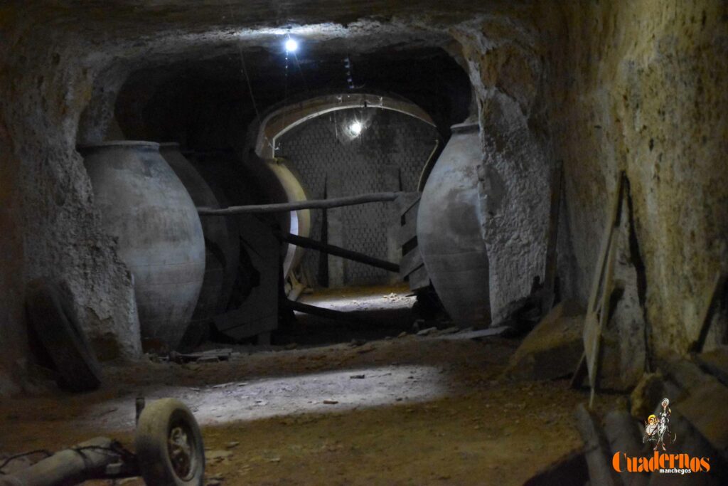 reencuentro con la vitivinicultura manchega gracias a primitivo cabezas y angel bernao 065