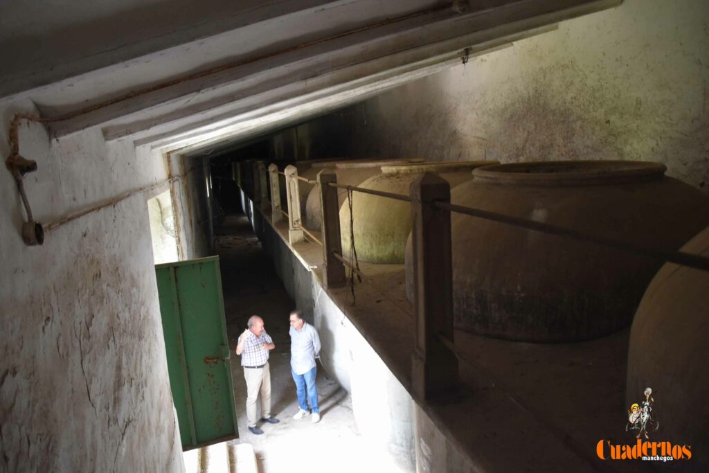 reencuentro con la vitivinicultura manchega gracias a primitivo cabezas y angel bernao 088