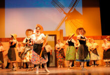 La compañía lírica de la ACAZ, muy ilusionada con la nueva producción de “La rosa del Azafrán” y Antonio Torres para este próximo domingo en La Solana