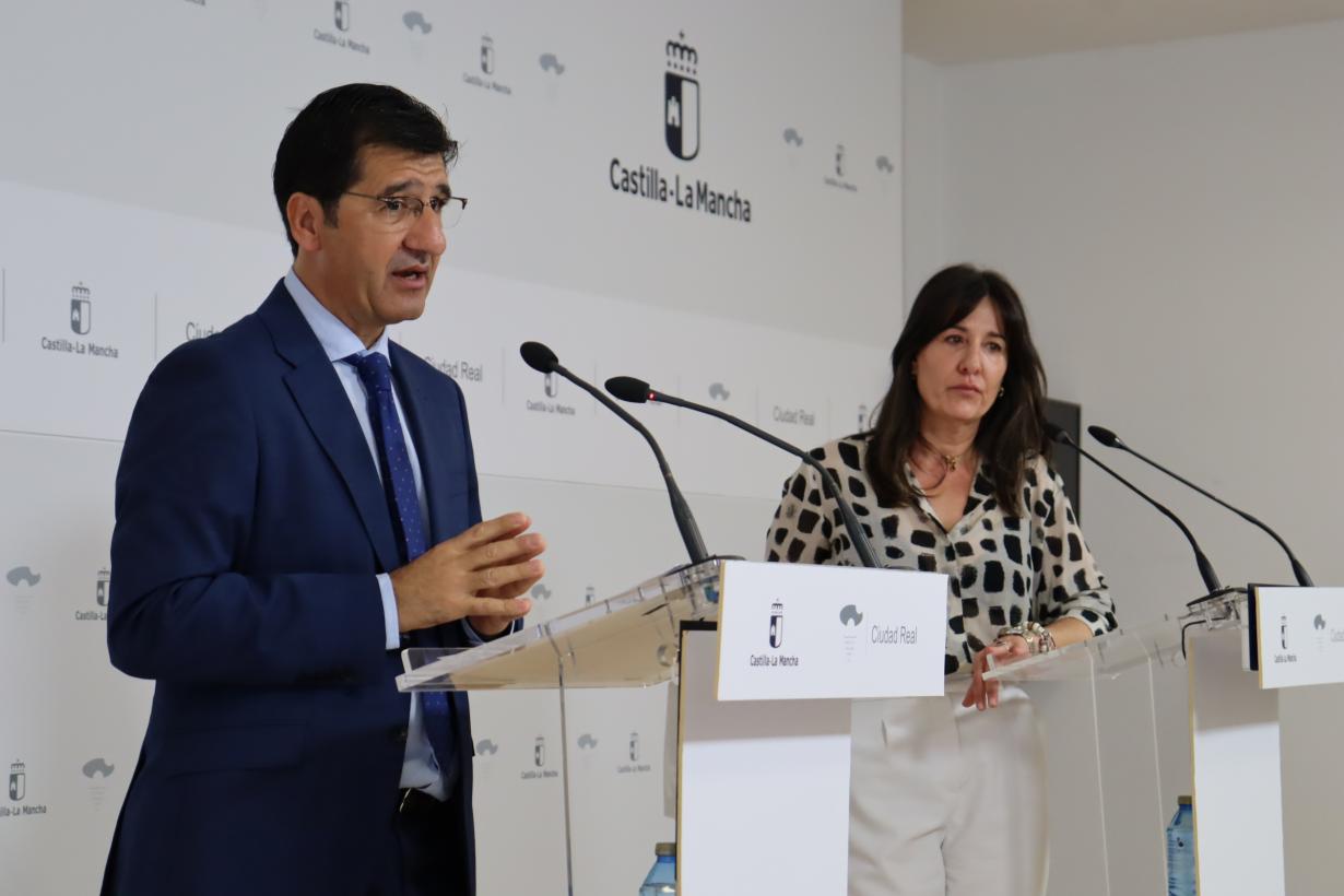 CLM promoverá la transformación en viviendas y alojamientos en alquiler asequible de los edificios que queden en desuso con la ciudad administrativa en Ciudad Real