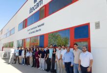 La directora general de Empleo visita las instalaciones de Itecam para conocer a los jóvenes participantes en el Programa Investigo