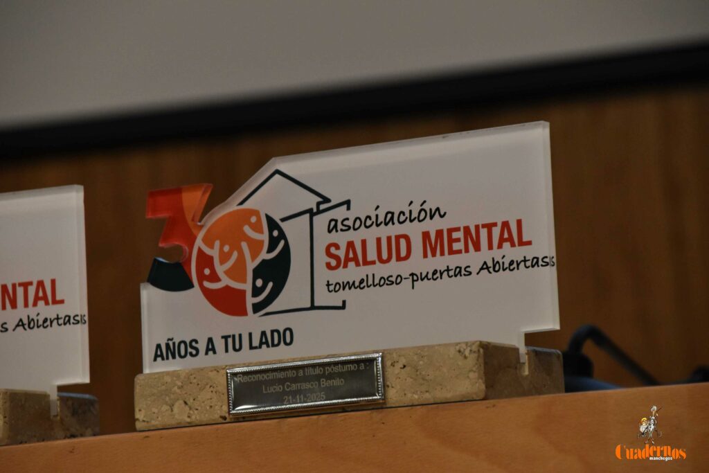 Puertas Abiertas celebra su 30º aniversario con una gala de reconocimiento y esperanza 12 30 aniversario puertas abiertas 11