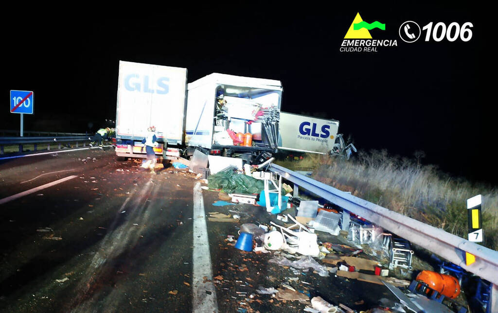 Accidente en la A-4 en Santa Cruz de Mudela deja un herido y provoca corte en el tráfico