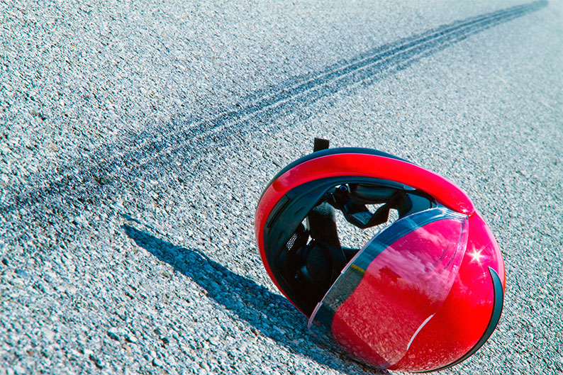 Joven de 17 años herido tras chocar su motocicleta contra un camión en Illescas