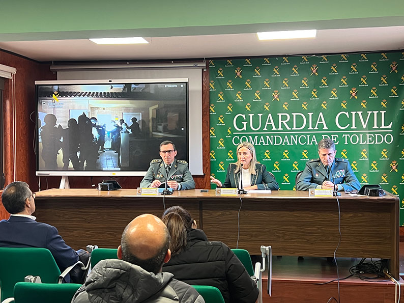 Milagros Tolón agradece el magnífico trabajo de la Guardia Civil, que ha desarticulado un grupo criminal que cometió 44 delitos en localidades de la provincia de Toledo
