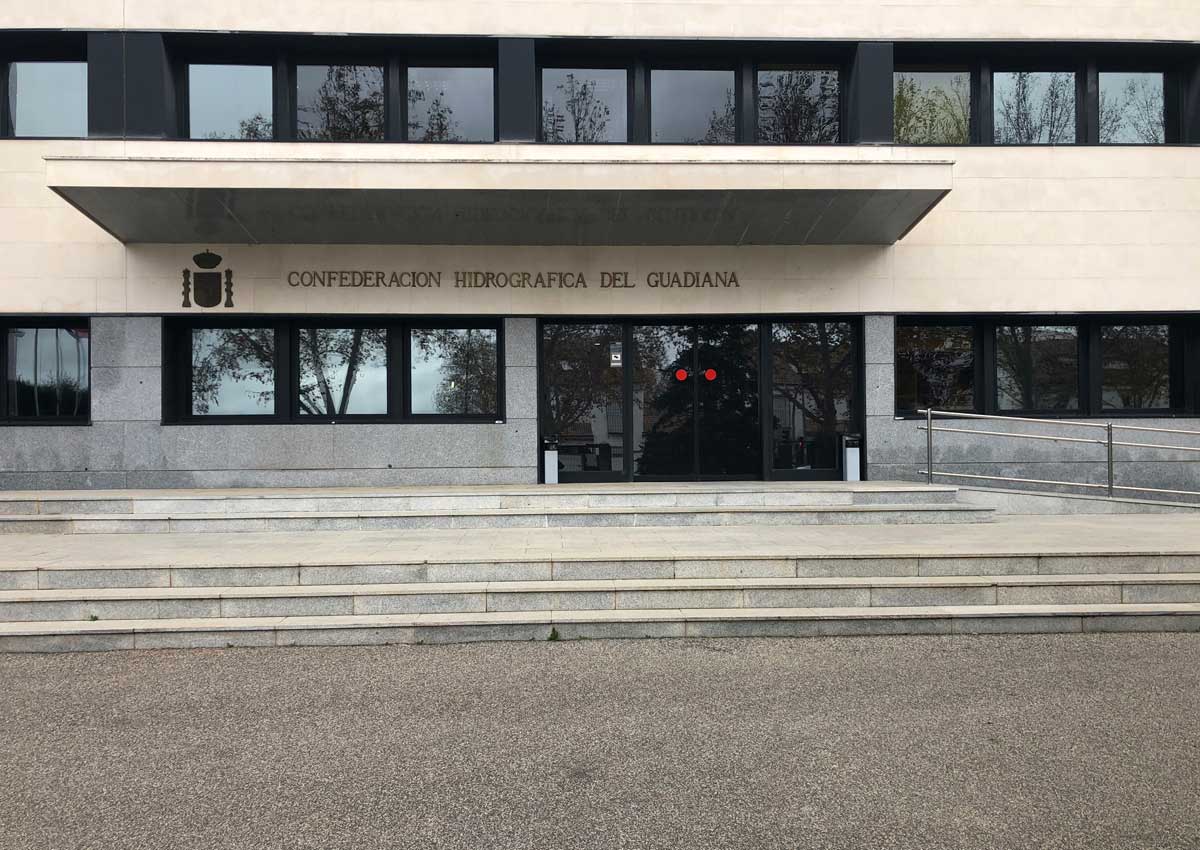 La Asociación de Industrias Vitivinícolas Europeas solicita todos los importes económicos recibidos por la Confederación Hidrográfica del Guadiana