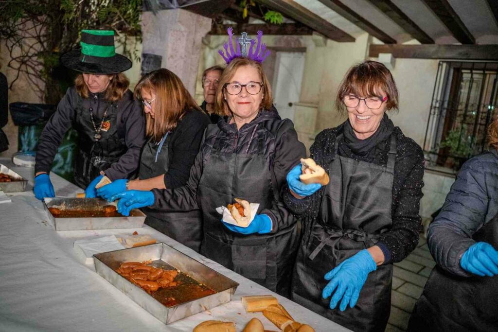 Almonacid de Zorita celebra un Halloween lleno de tradición, sustos y sabor 1 almonacid zorita halloween 3