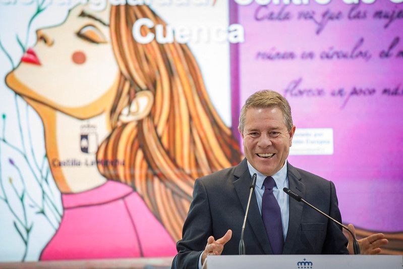 García-Page subraya que el nuevo Estatuto de Autonomía contempla “el blindaje del estado del bienestar y de las políticas de igualdad”