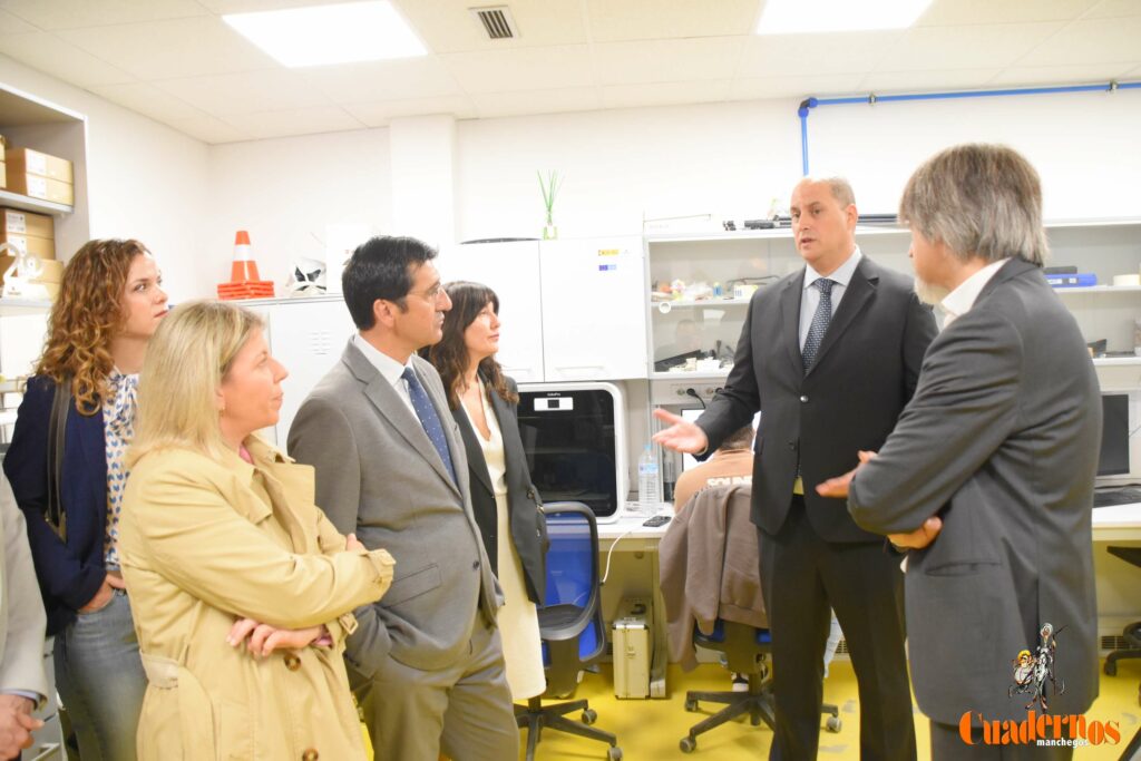 caballero visita itecam tomelloso 04