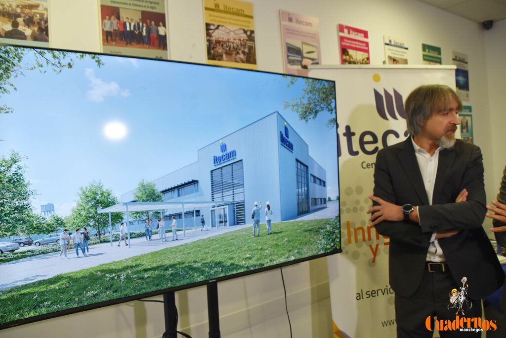 caballero visita itecam tomelloso 14