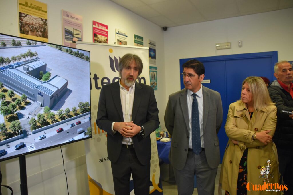 caballero visita itecam tomelloso 17