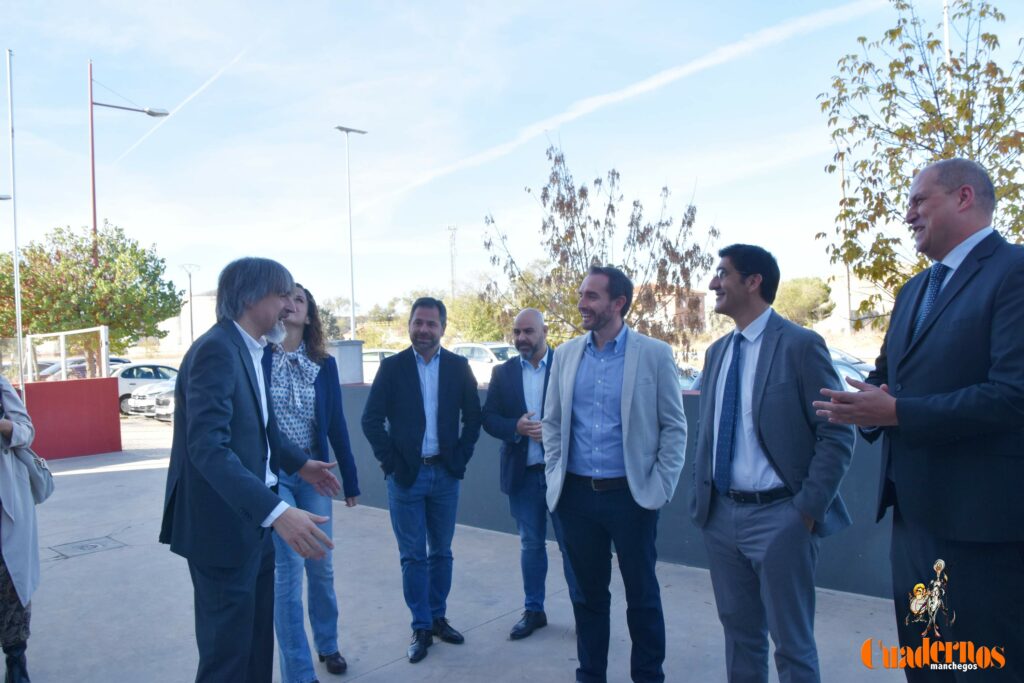 caballero visita itecam tomelloso 22