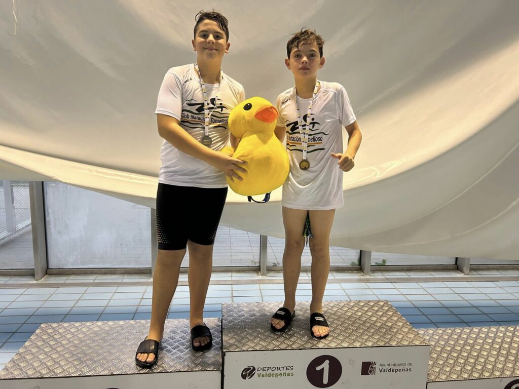 campeones provinciales natacion tomelloso 10