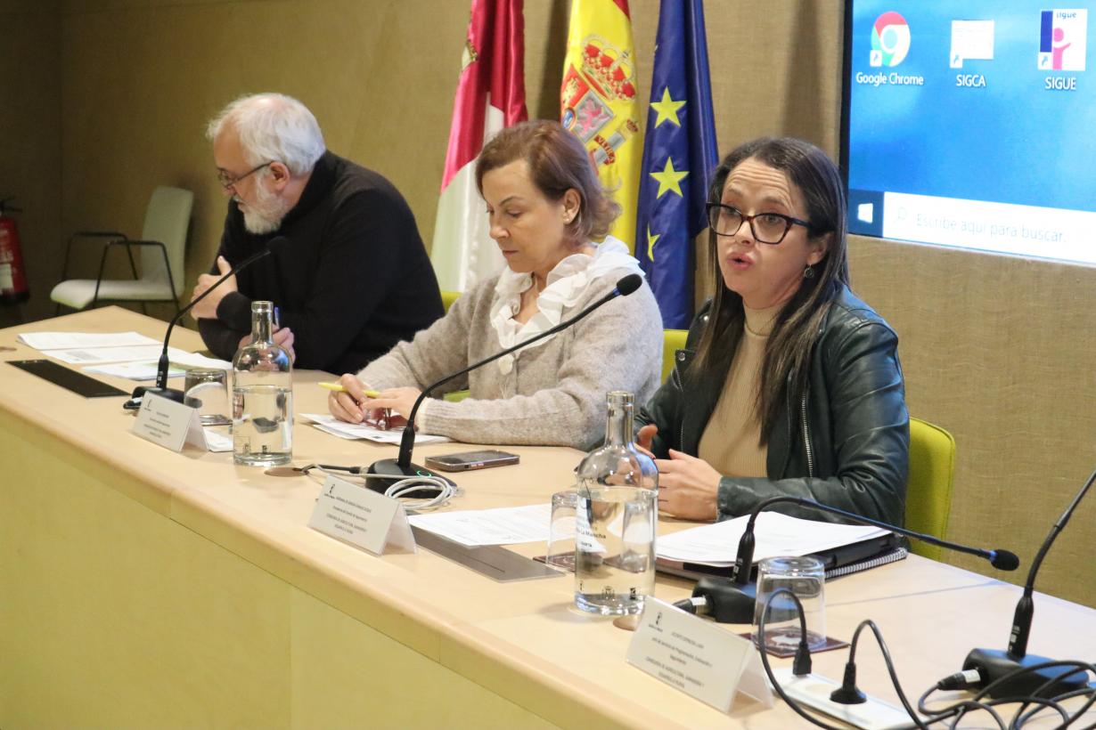 CLM destaca que el Programa de Desarrollo Rural que ya acaba ha dado respuesta a las demandas del sector y ha mantenido vivos los pueblos