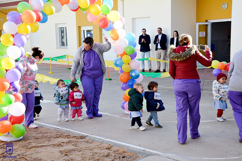 La EI Lorencete celebra su primera Carrera Solidaria por los Derechos de la Infancia y la investigación de la leucemia infantil