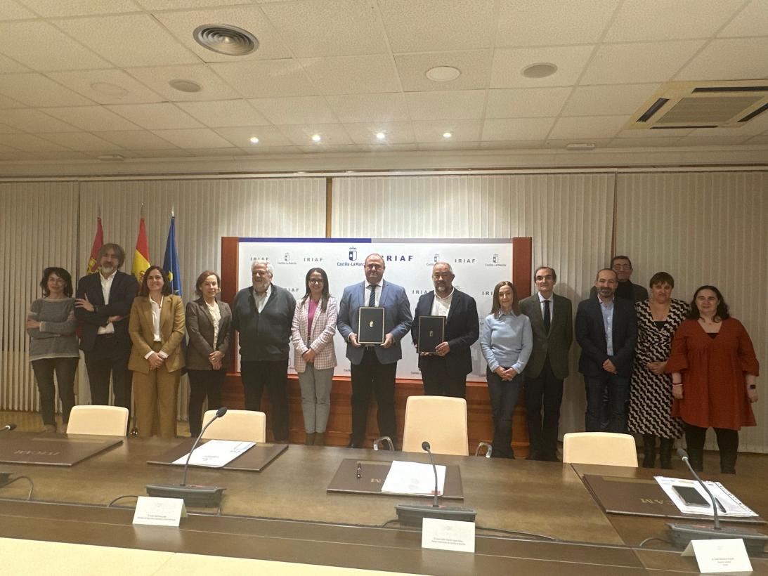 Firmado en Tomelloso un convenio para la creación de una Cátedra que sitúa a Castilla-La Mancha a la vanguardia de la innovación agraria