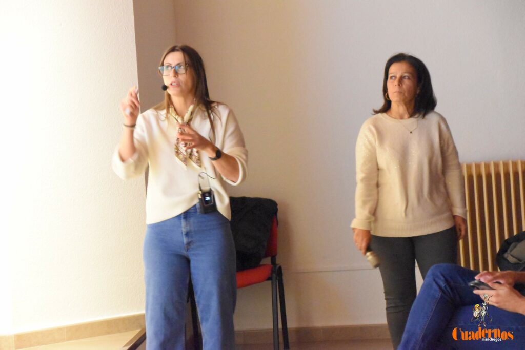 charla tea tomelloso 18