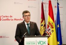 VOX denuncia «el afán recaudatorio del PSOE por el impuestazo del agua y la subida de la factura de la luz»