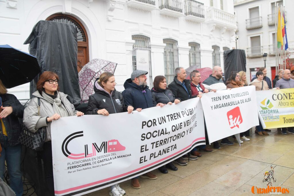 concentracion 30 noviembre tren tomelloso 08